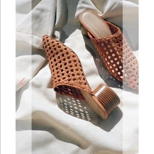 Lisa Says Gah Lou Mules